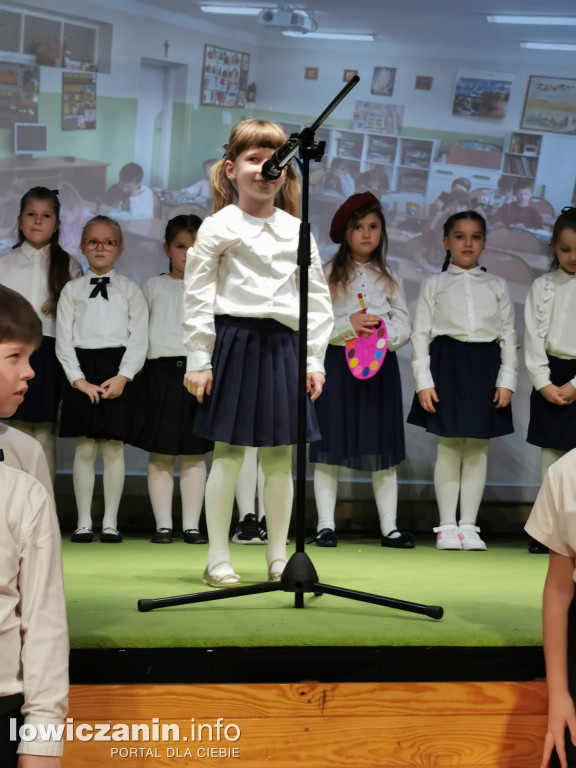 Święto Szkoły i ślubowanie  klas pierwszych w SP nr 2 w Łowiczu