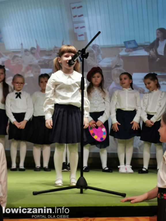 Święto Szkoły i ślubowanie  klas pierwszych w SP nr 2 w Łowiczu