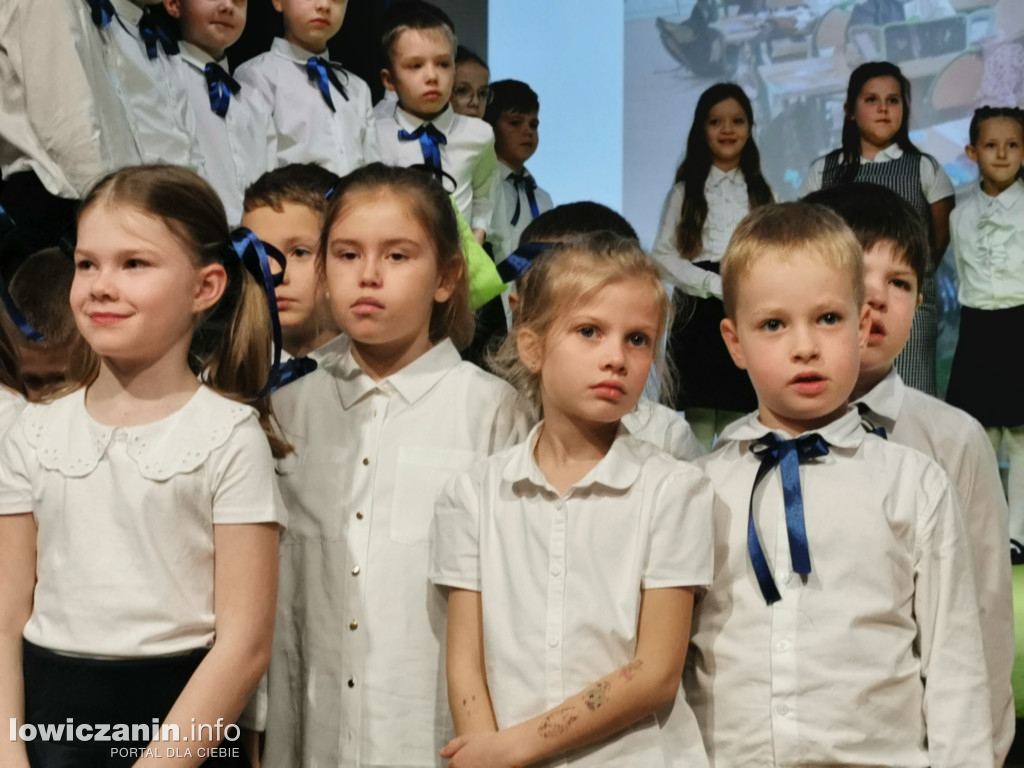 Święto Szkoły i ślubowanie  klas pierwszych w SP nr 2 w Łowiczu