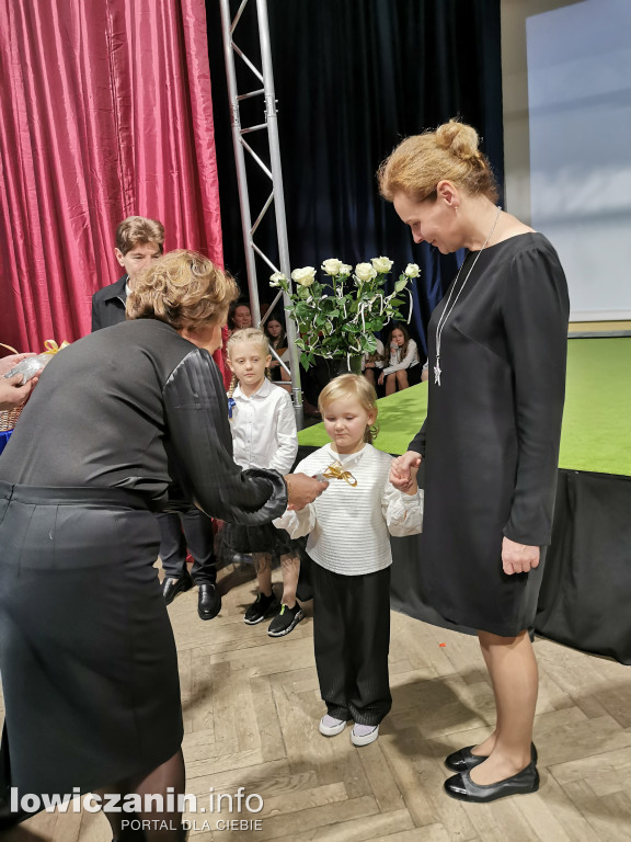Święto Szkoły i ślubowanie  klas pierwszych w SP nr 2 w Łowiczu
