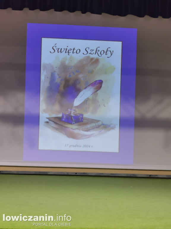 Święto Szkoły i ślubowanie  klas pierwszych w SP nr 2 w Łowiczu