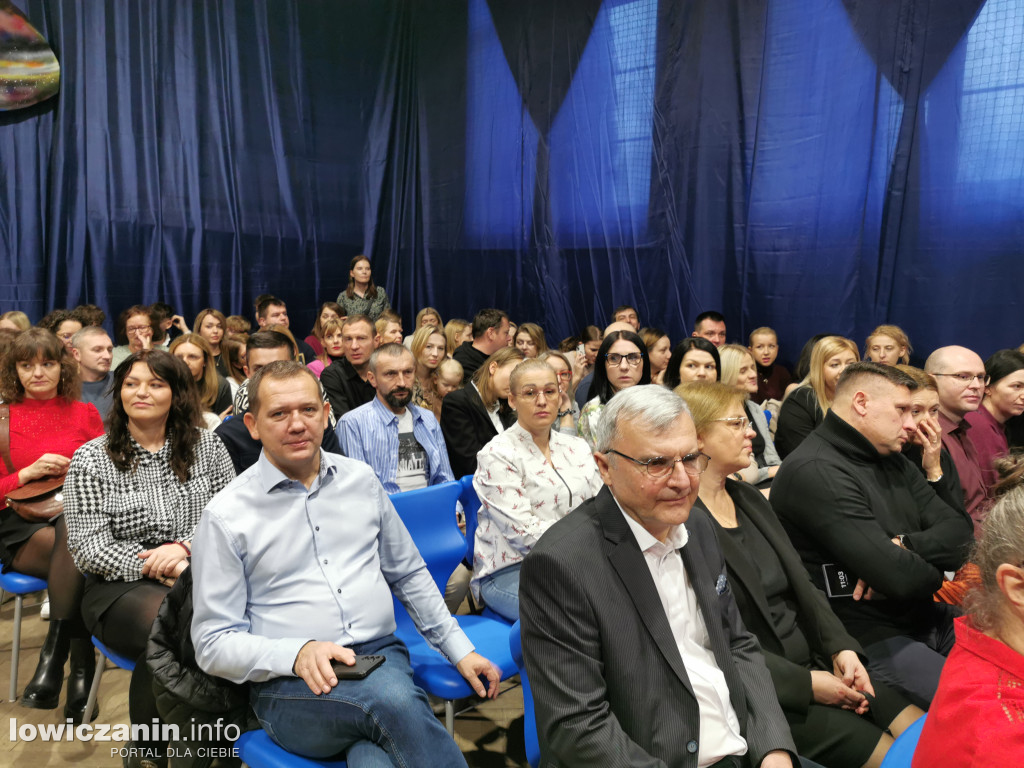 Święto Szkoły i ślubowanie  klas pierwszych w SP nr 2 w Łowiczu