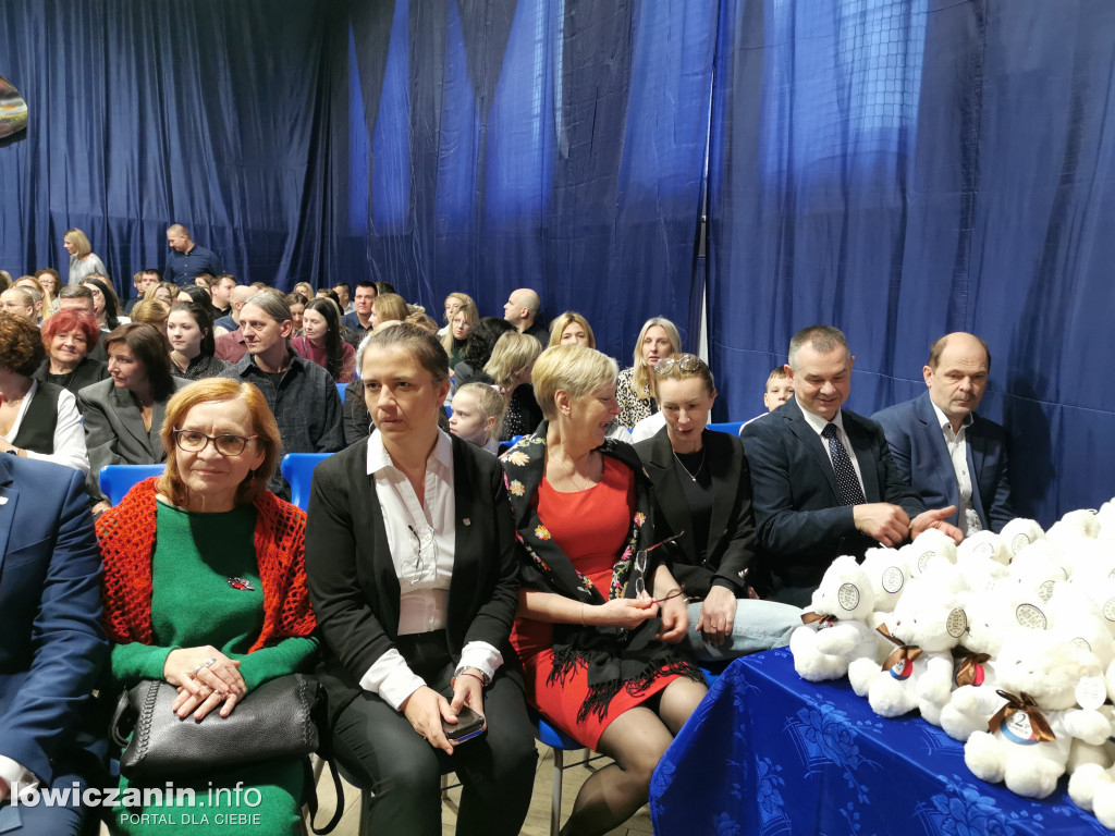 Święto Szkoły i ślubowanie  klas pierwszych w SP nr 2 w Łowiczu