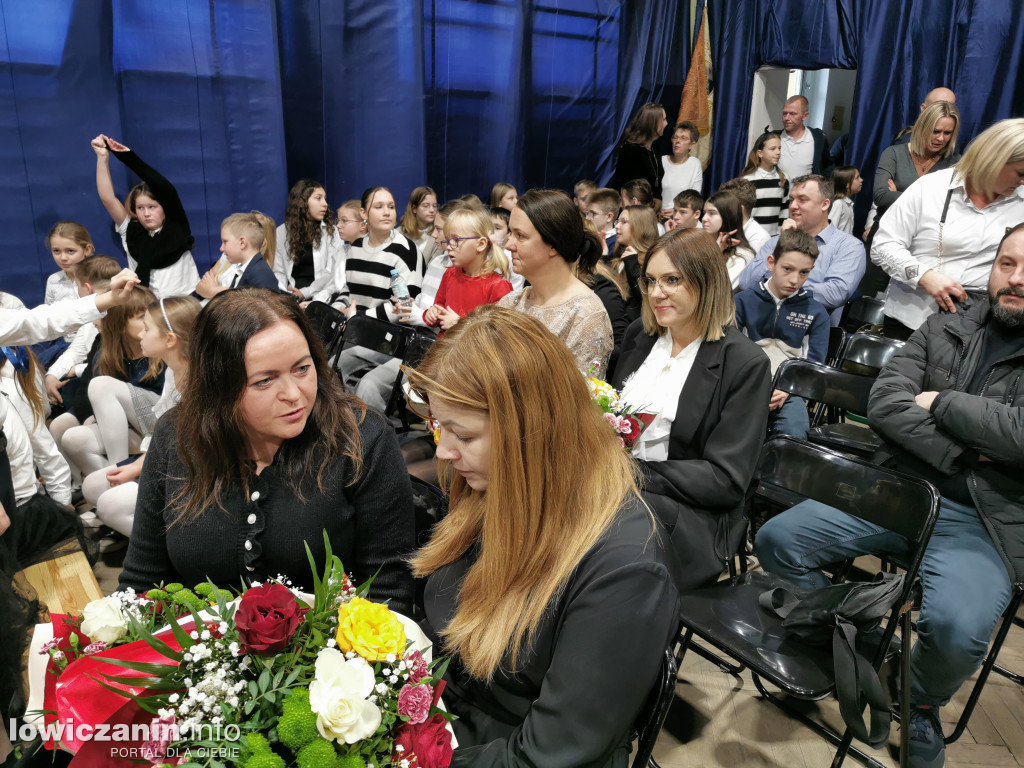 Święto Szkoły i ślubowanie  klas pierwszych w SP nr 2 w Łowiczu