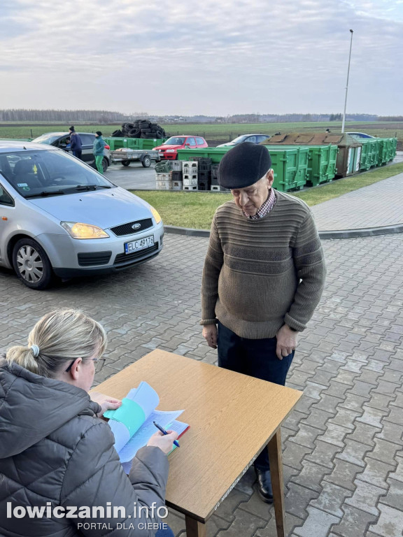 Choinka za makulaturę w gminie Nieborów