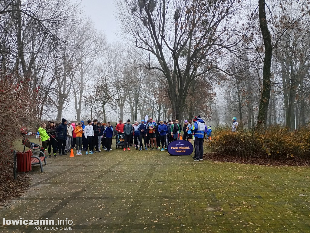 Sylwestrowy parkrun w parku na Błoniach