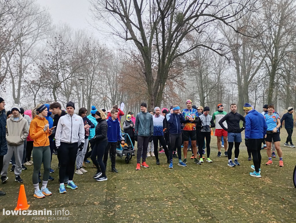 Sylwestrowy parkrun w parku na Błoniach