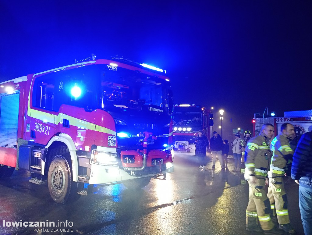 Mieszkańcy Bolimowa powitali nowy wóz strażacki