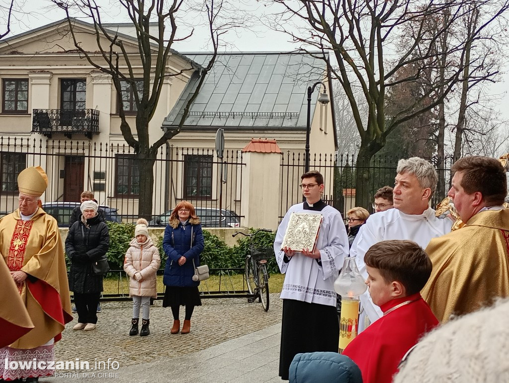 Inauguracja Roku Jubileuszowego 2025 w łowickiej katedrze