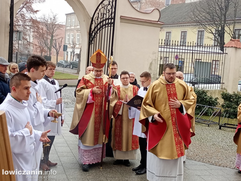 Inauguracja Roku Jubileuszowego 2025 w łowickiej katedrze