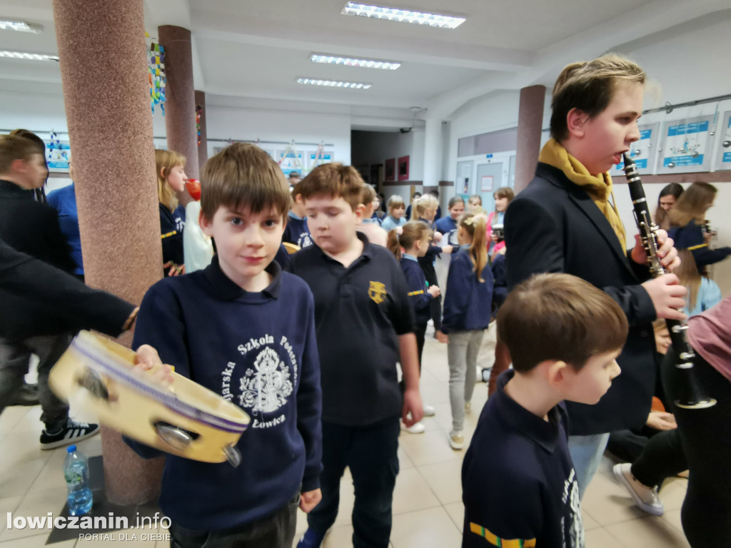 Muzyczna przerwa w Pijarskiej w Łowiczu