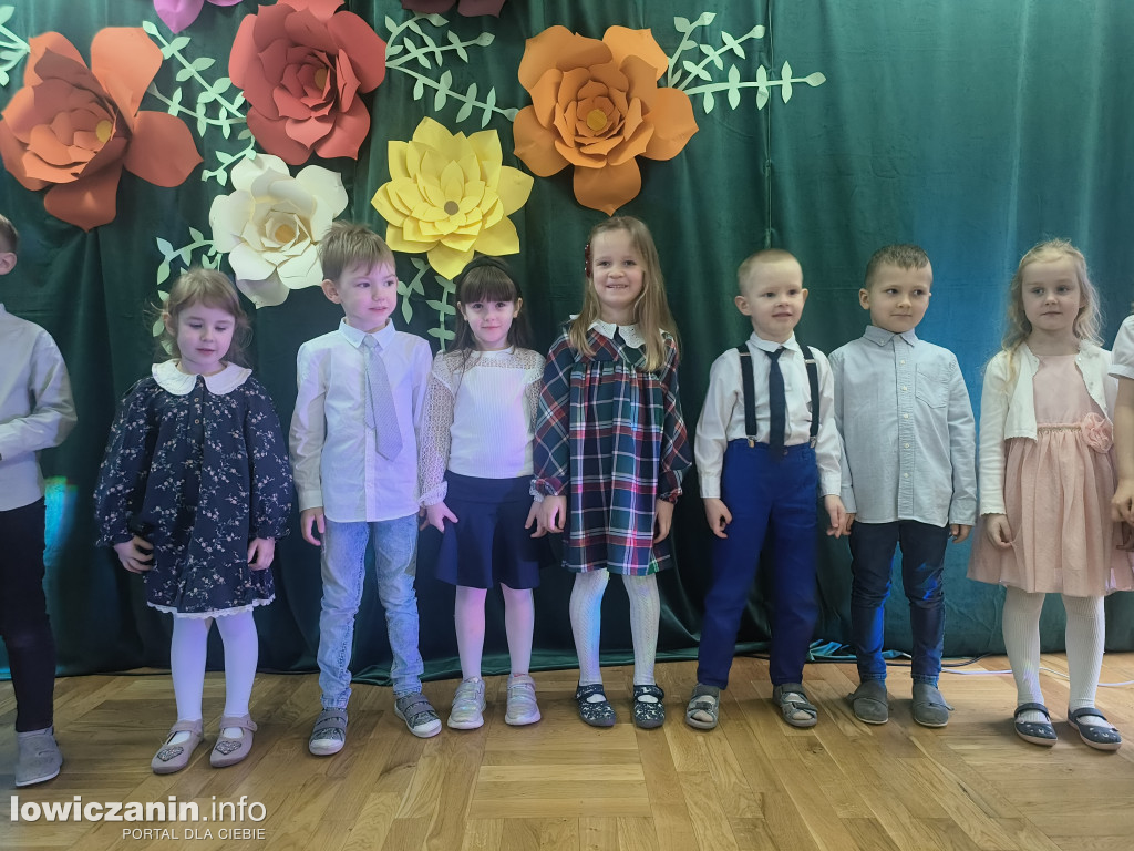 Dzień Babci, Dzień Dziadka - Przedszkole Pod Tęczą