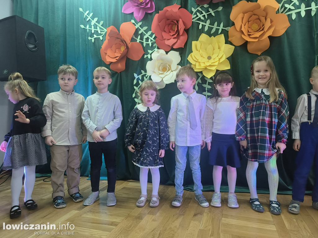 Dzień Babci, Dzień Dziadka - Przedszkole Pod Tęczą