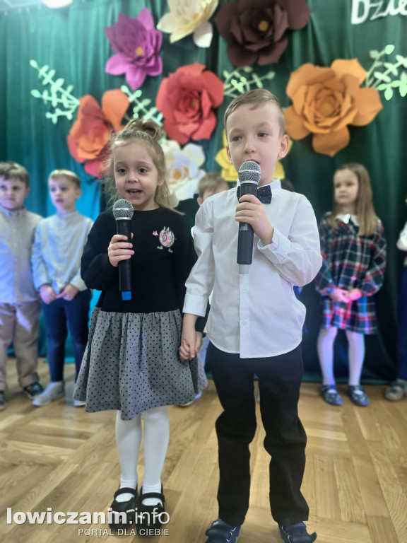 Dzień Babci, Dzień Dziadka - Przedszkole Pod Tęczą