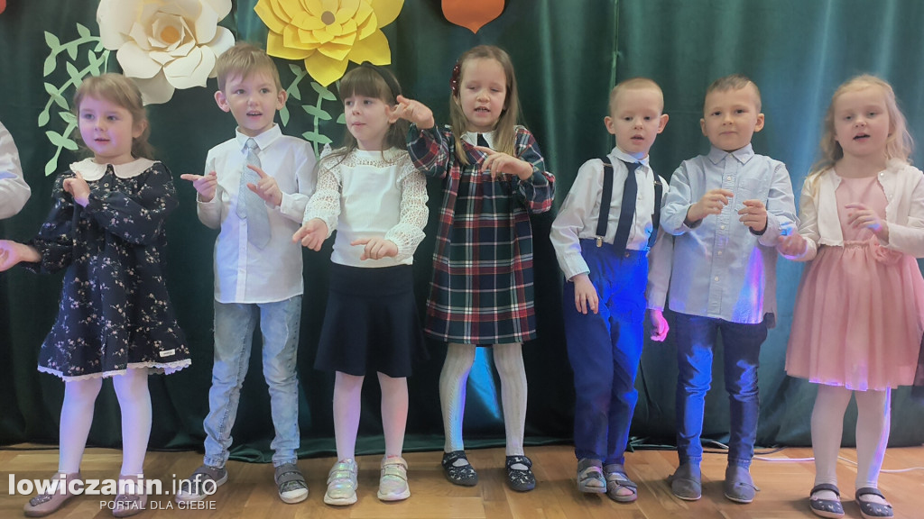 Dzień Babci, Dzień Dziadka - Przedszkole Pod Tęczą