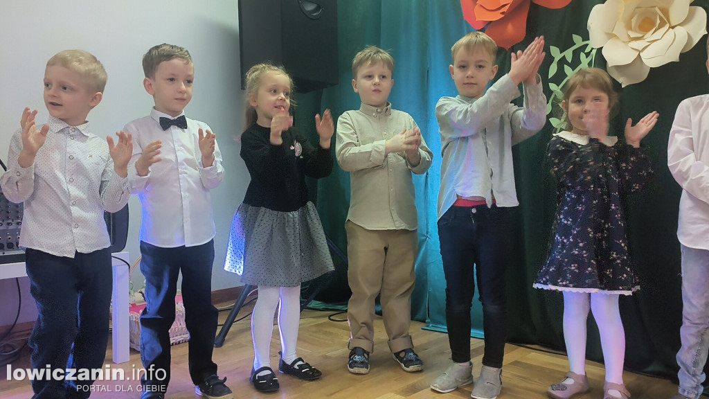 Dzień Babci, Dzień Dziadka - Przedszkole Pod Tęczą