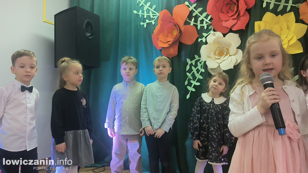 Dzień Babci, Dzień Dziadka - Przedszkole Pod Tęczą