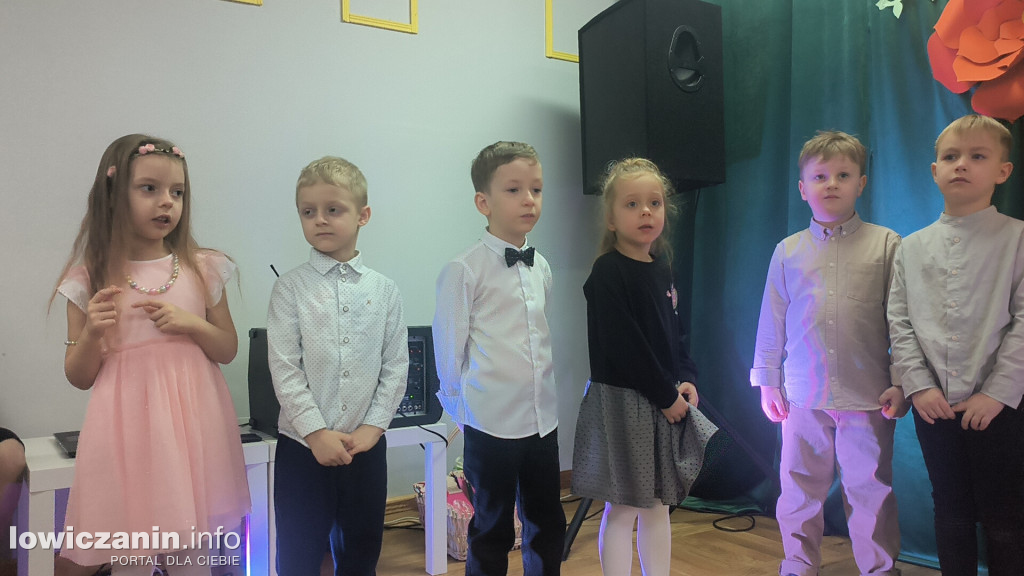 Dzień Babci, Dzień Dziadka - Przedszkole Pod Tęczą