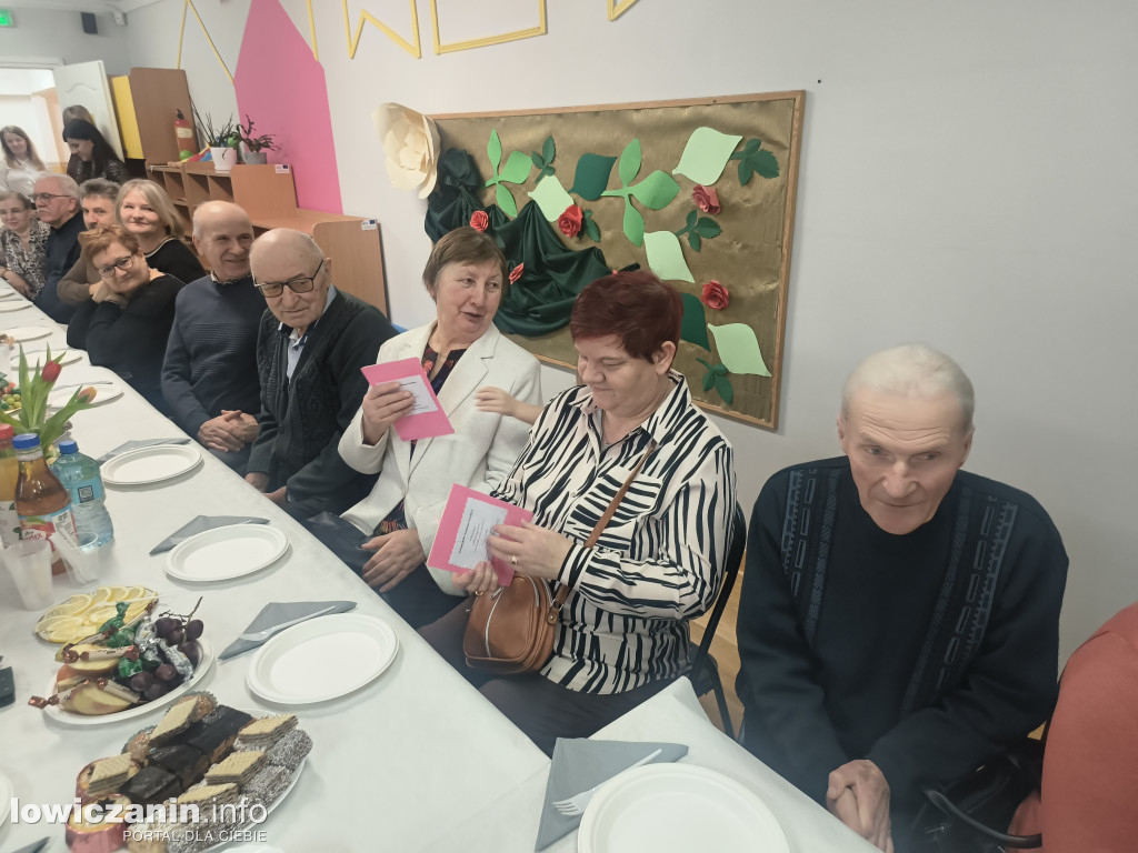 Dzień Babci, Dzień Dziadka - Przedszkole Pod Tęczą