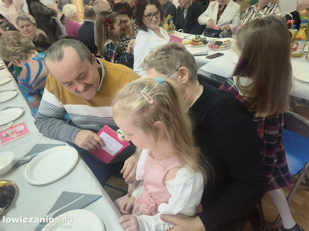 Dzień Babci, Dzień Dziadka - Przedszkole Pod Tęczą