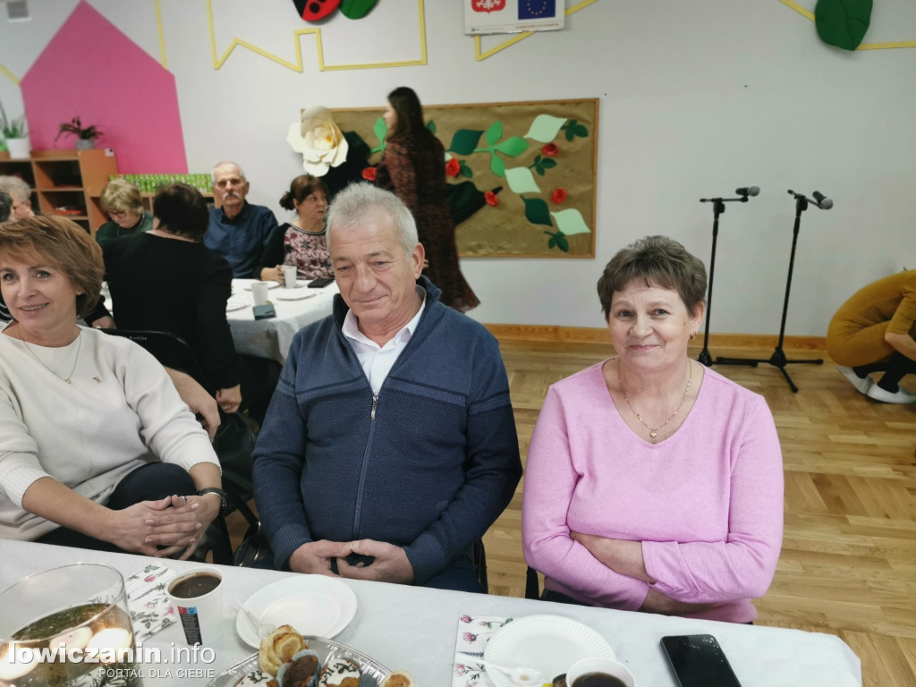 Dzieci z grupy Biedronek z Przedszkola nr 2 „ Pod Tęczą” dziękują swoim Babciom i Dziadkom