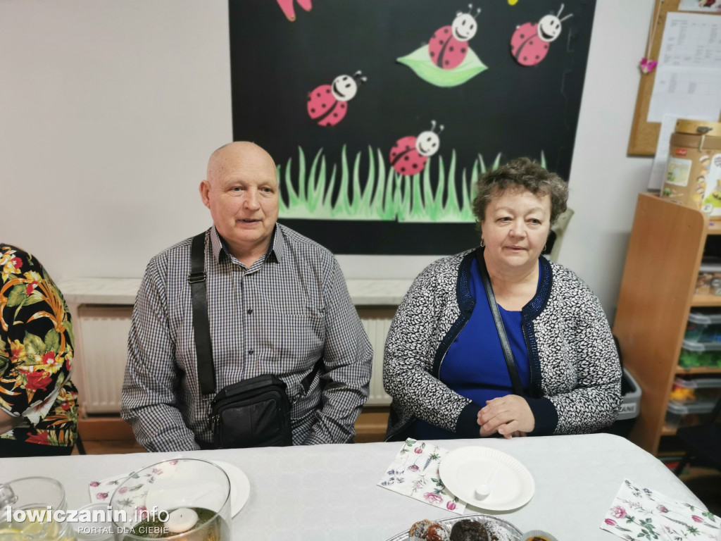 Dzieci z grupy Biedronek z Przedszkola nr 2 „ Pod Tęczą” dziękują swoim Babciom i Dziadkom