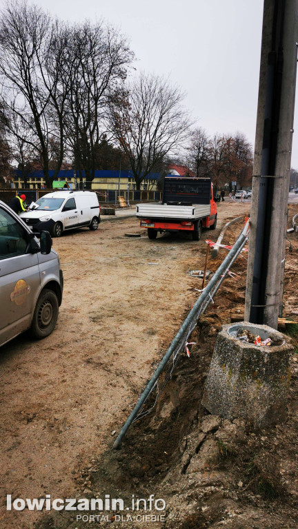Rondo przy ul. Ułańskiej i Topolowej - postępy w budowie