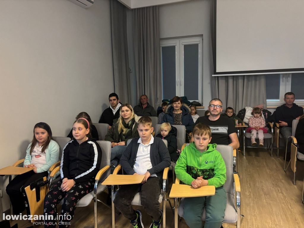 Młodzi artyści nagrodzeni w konkursie plastycznym strażaków