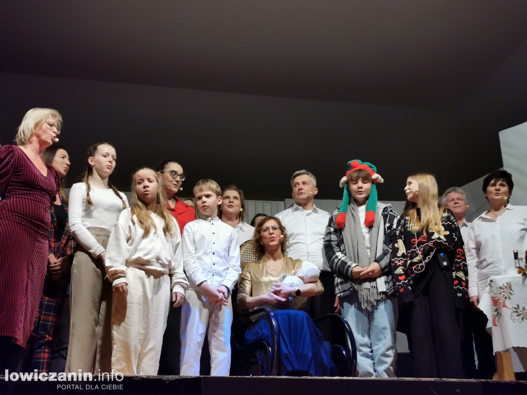 (Nie)Zwykły Teatr przedstawienie \\\