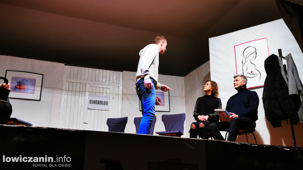 (Nie)Zwykły Teatr przedstawienie \\\