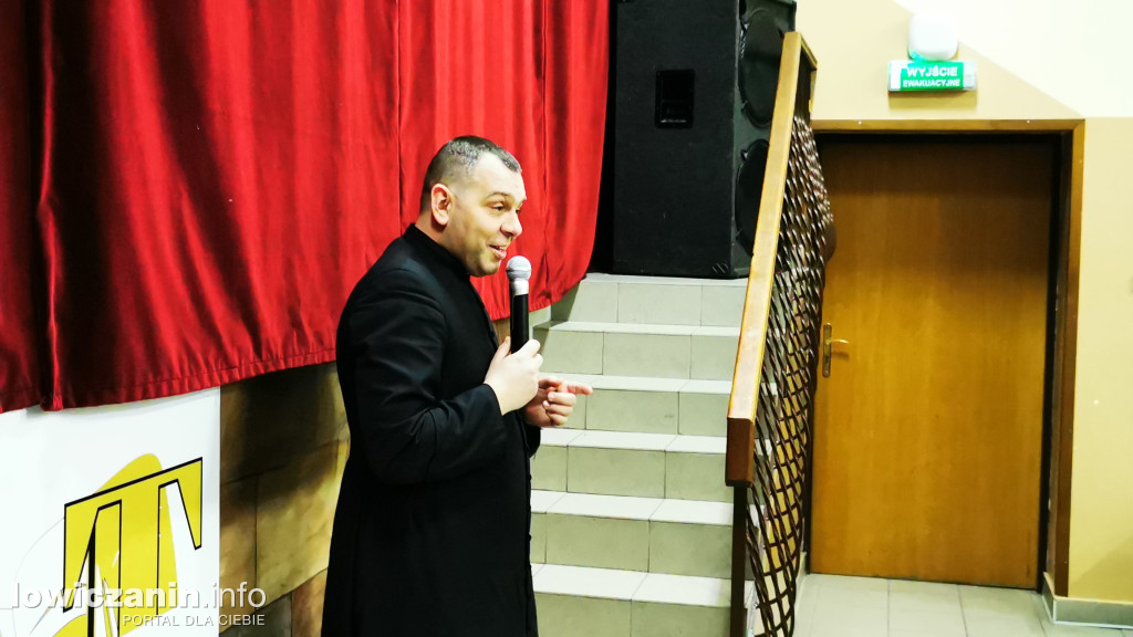 (Nie)Zwykły Teatr przedstawienie \\\