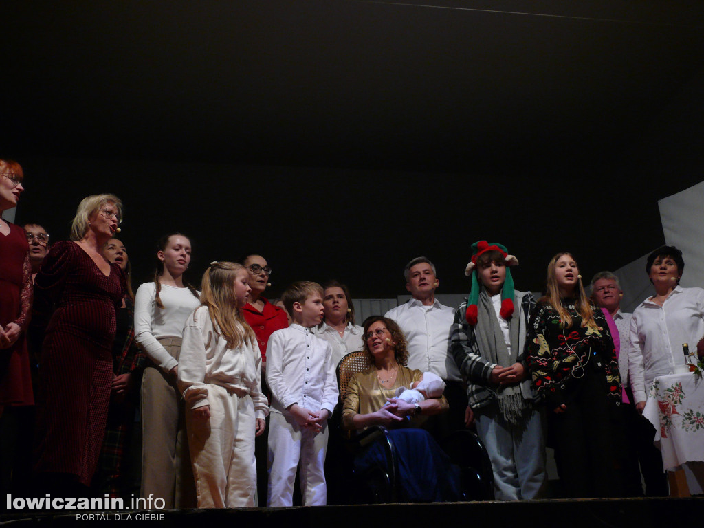 (Nie)Zwykły Teatr przedstawienie \\\