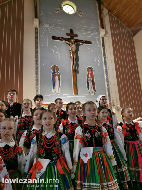 Koderki zaśpiewały w kościele p.w. Chrystusa Dobrego Pasterza w Łowiczu