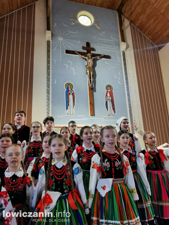 Koderki zaśpiewały w kościele p.w. Chrystusa Dobrego Pasterza w Łowiczu