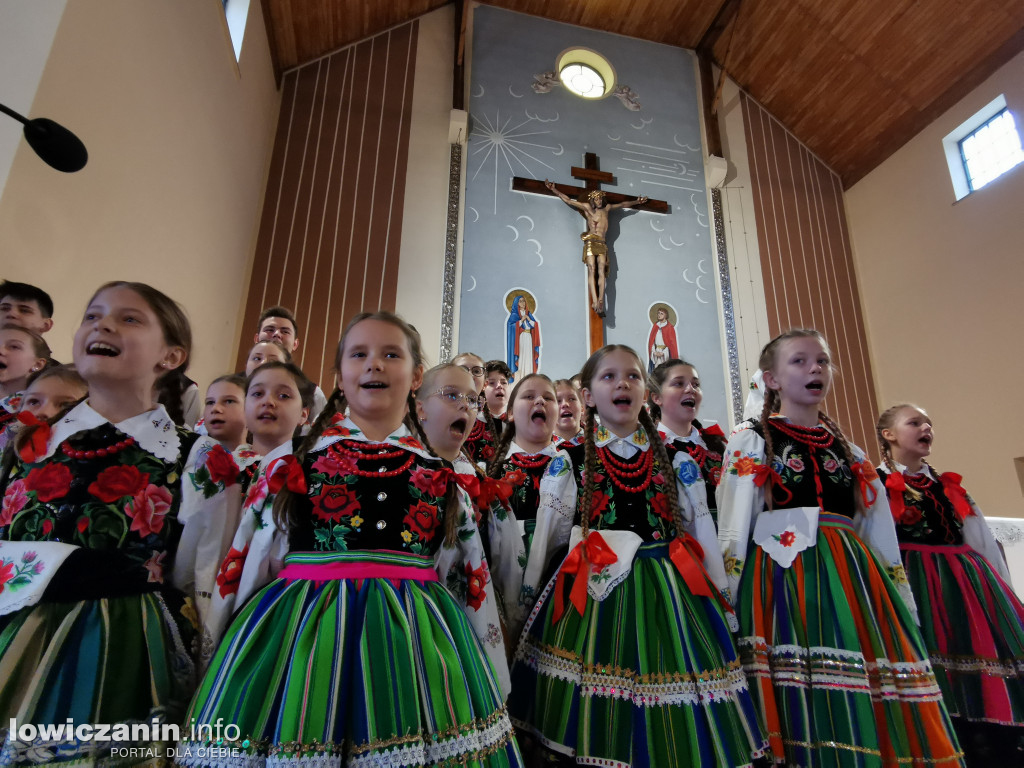 Koderki zaśpiewały w kościele p.w. Chrystusa Dobrego Pasterza w Łowiczu