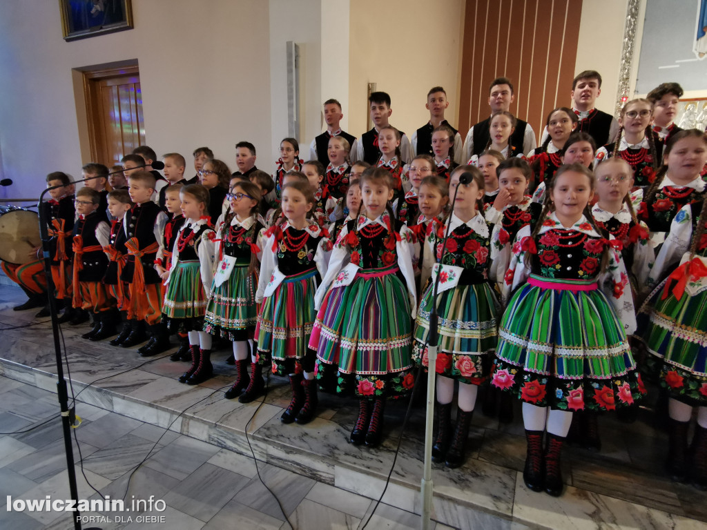 Koderki zaśpiewały w kościele p.w. Chrystusa Dobrego Pasterza w Łowiczu