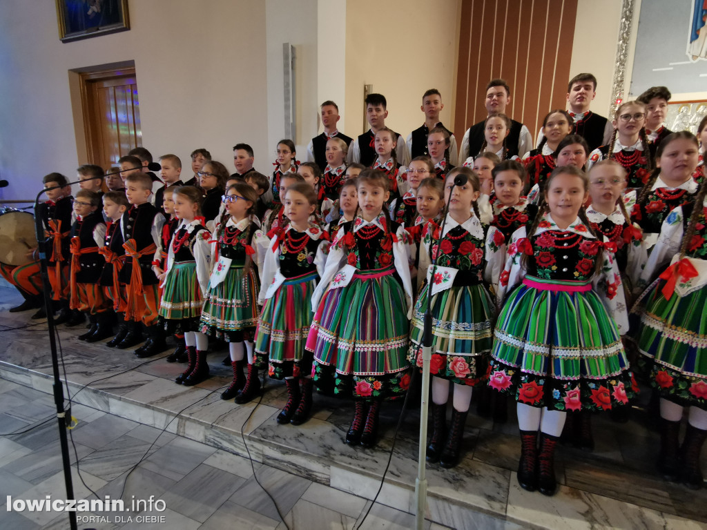 Koderki zaśpiewały w kościele p.w. Chrystusa Dobrego Pasterza w Łowiczu