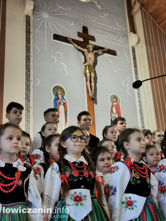 Koderki zaśpiewały w kościele p.w. Chrystusa Dobrego Pasterza w Łowiczu