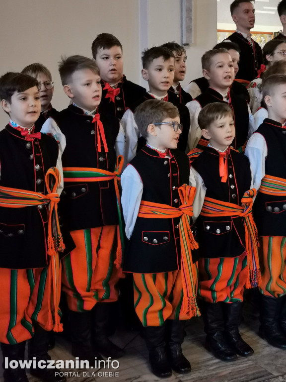 Koderki zaśpiewały w kościele p.w. Chrystusa Dobrego Pasterza w Łowiczu