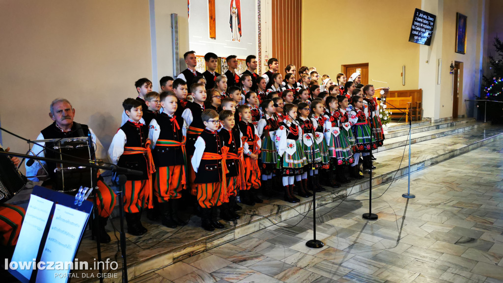 Koderki zaśpiewały w kościele p.w. Chrystusa Dobrego Pasterza w Łowiczu
