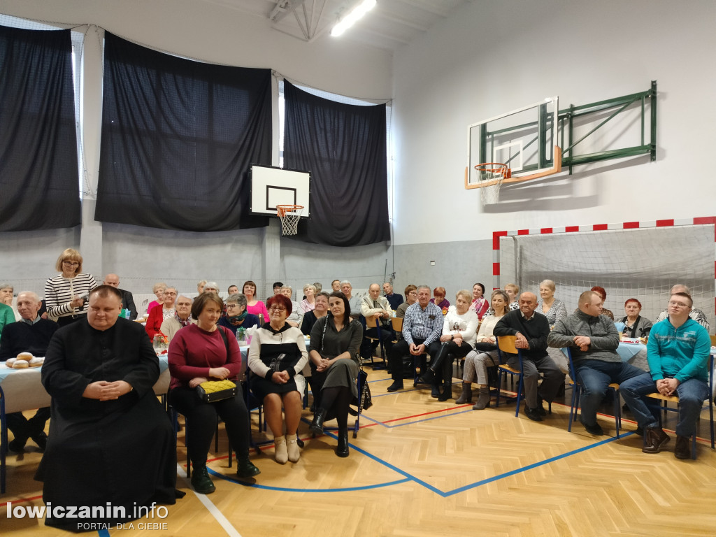 Kolędowanie z Babcią i Dziadkiem w Bobrownikach