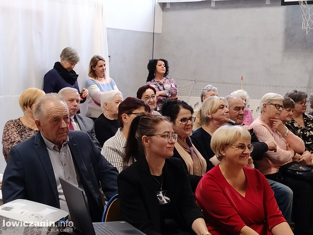 Kolędowanie z Babcią i Dziadkiem w Bobrownikach