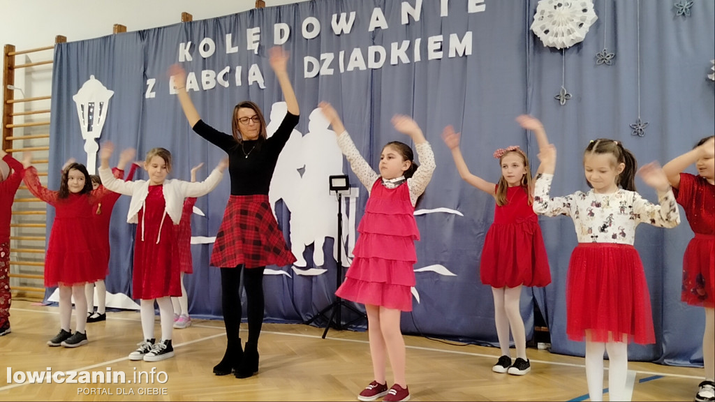 Kolędowanie z Babcią i Dziadkiem w Bobrownikach