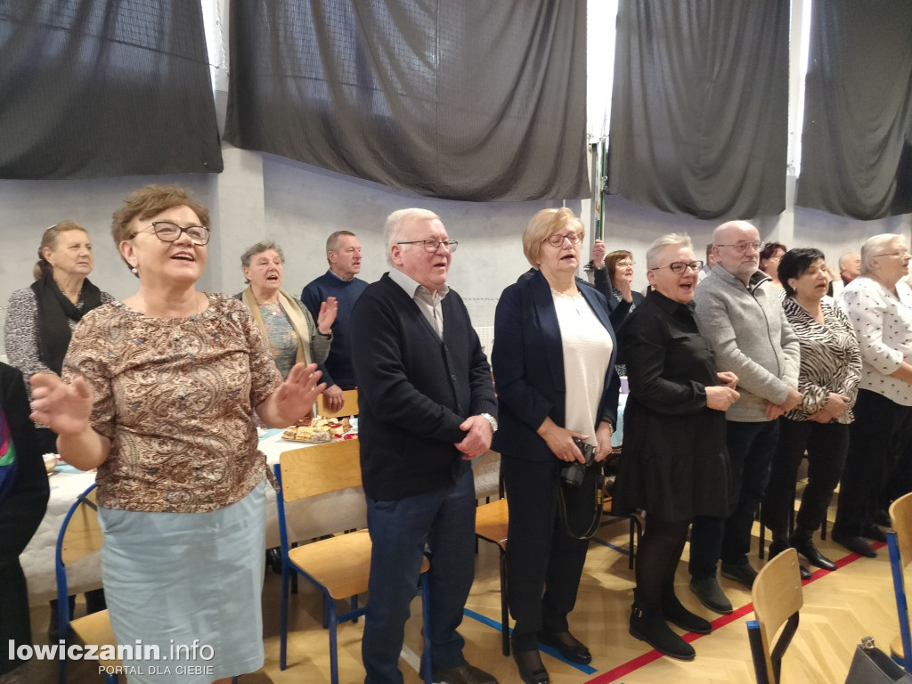Kolędowanie z Babcią i Dziadkiem w Bobrownikach