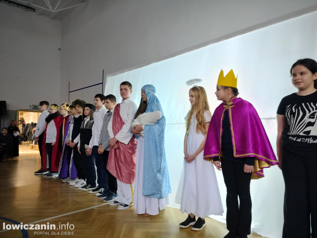 Kolędowanie z Babcią i Dziadkiem w Bobrownikach