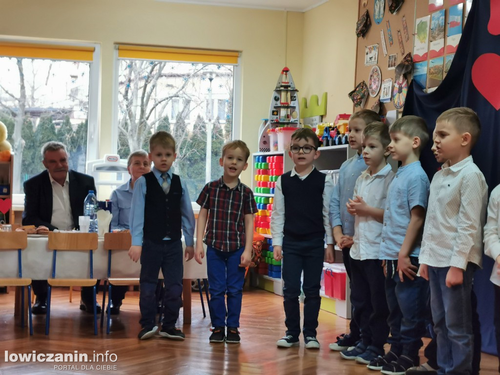 Przedstawienie dla Babci i Dziadka w Słoneczku