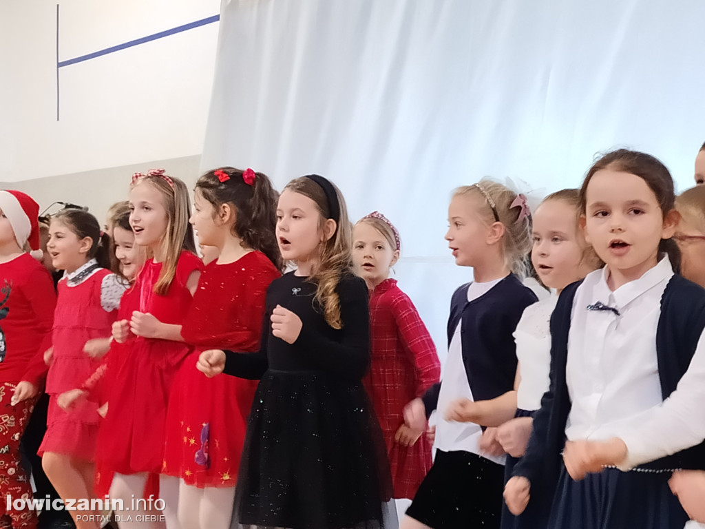 Kolędowanie z Babcią i Dziadkiem w Bobrownikach