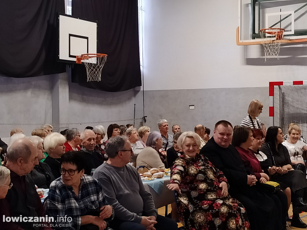 Kolędowanie z Babcią i Dziadkiem w Bobrownikach