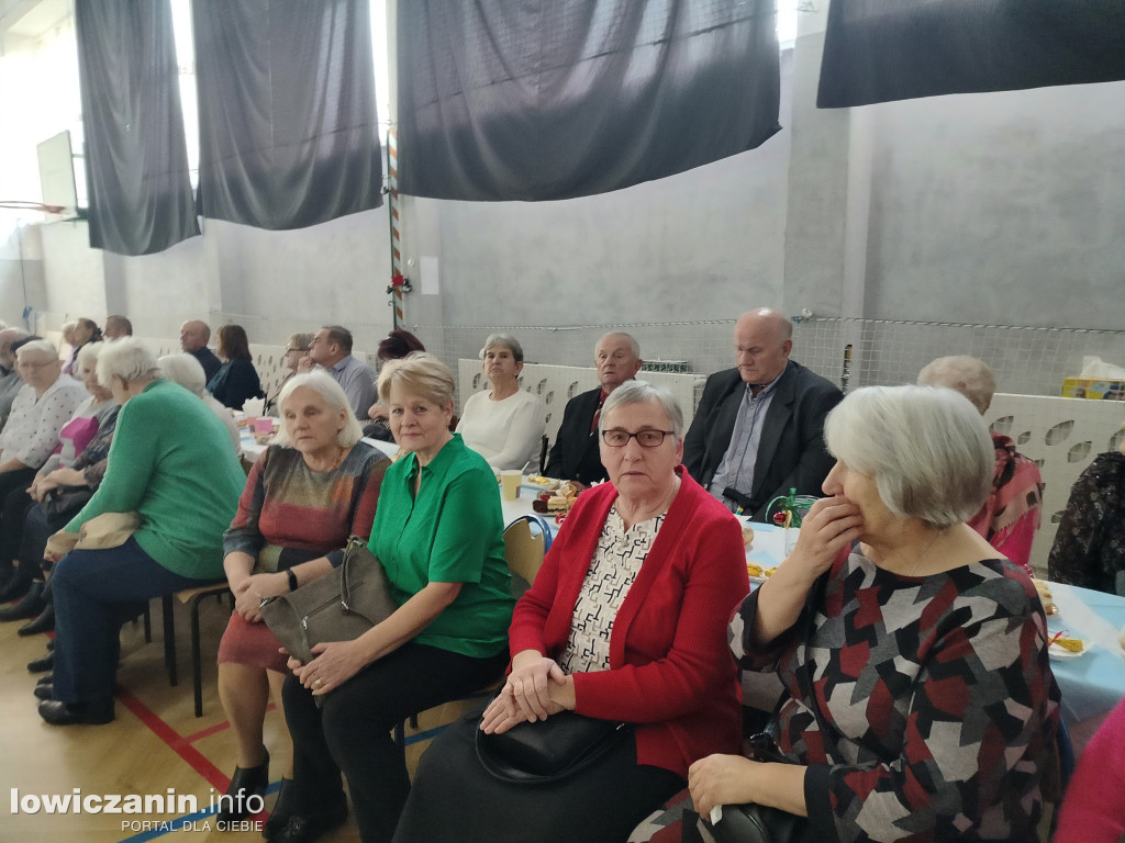 Kolędowanie z Babcią i Dziadkiem w Bobrownikach
