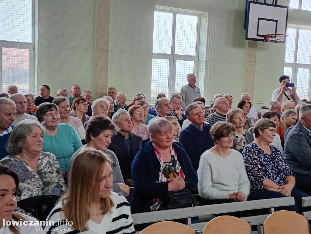 Dzień Babci i Dziadka w szkole w Mąkolicach